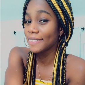 Meet your Posher, Macline